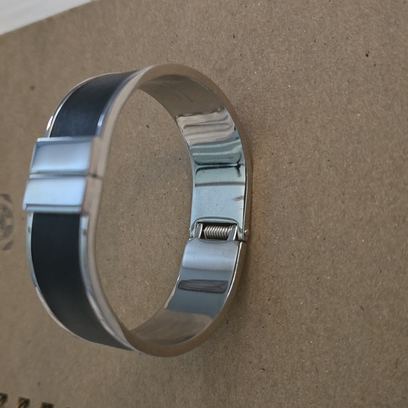 Hinged Stainless Steel Bracelet With Faux Leather Detail. Excellent Condition - Picture 5 of 7